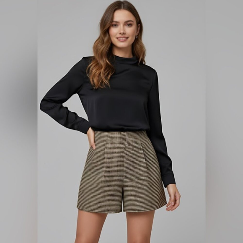 LAST ONE 🔥 Houndstooth Print Wide Leg Shorts